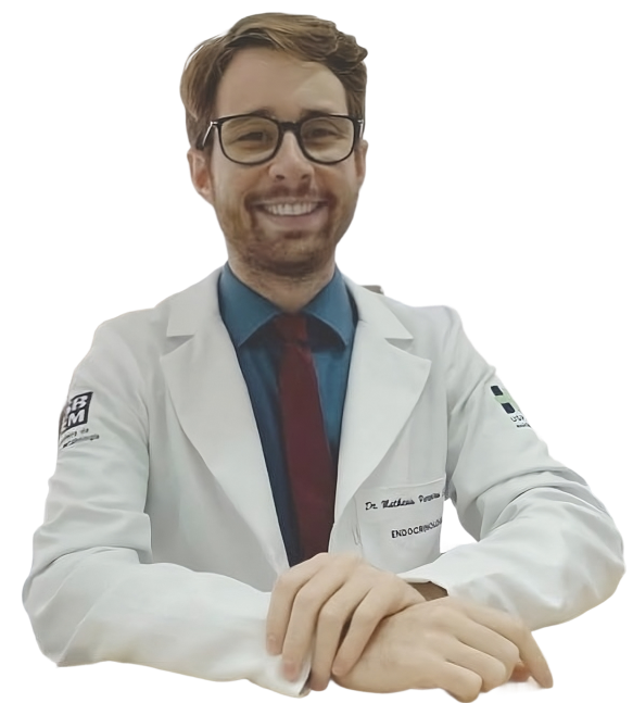 Dr. Matheus Salgado - Homem de pele clara, cabelos e olhos escuros.
